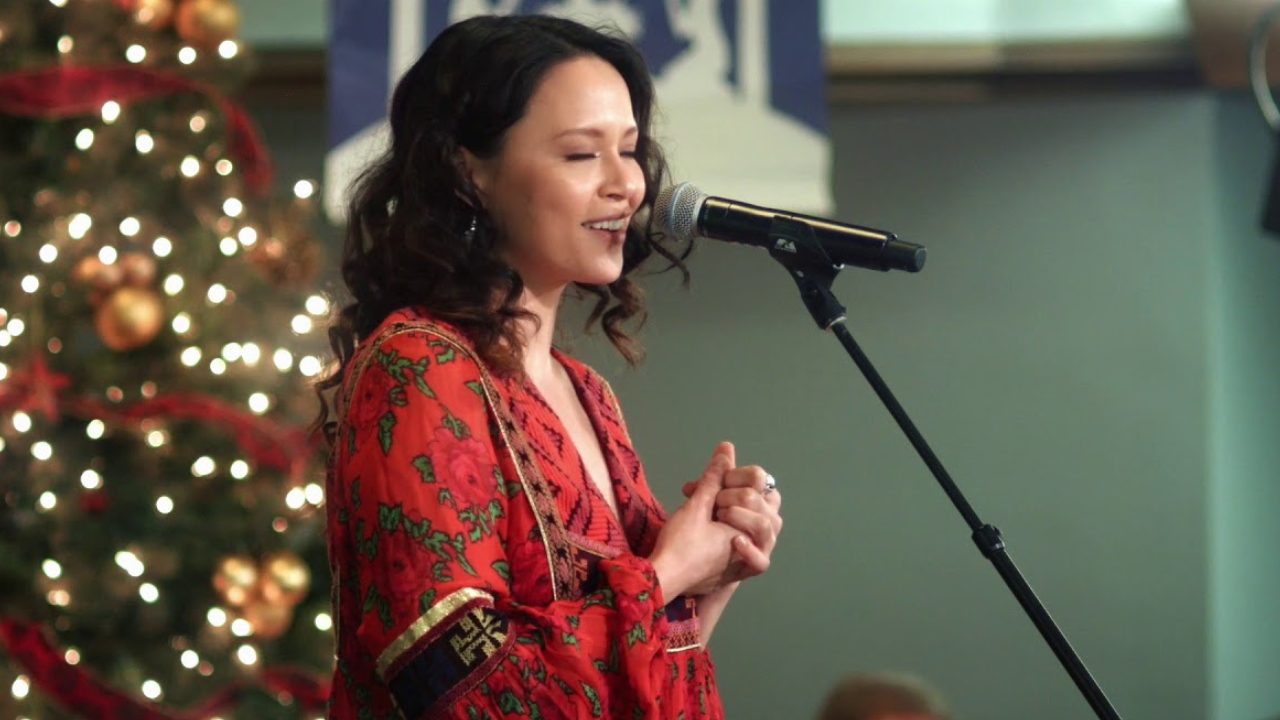 Melissa O'Neil Education and Career